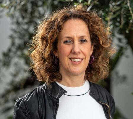 Helen Clarkson Headshot